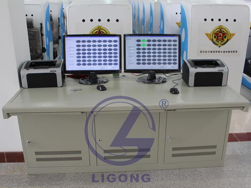 駕駛模擬器主控臺(tái)、汽車駕駛模擬器