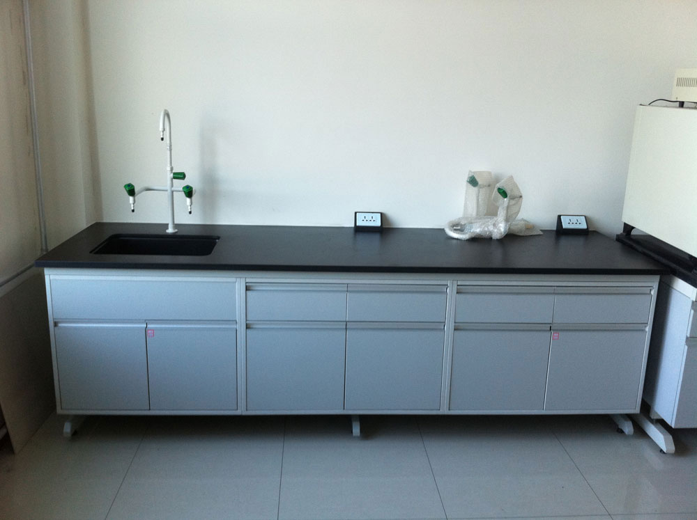 鋼木實驗臺、化學實驗臺、邊臺、中央實驗臺、生物實驗臺