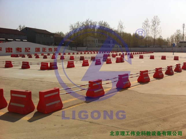 科目二場(chǎng)地考試系統(tǒng)，GPS小車考試系統(tǒng)