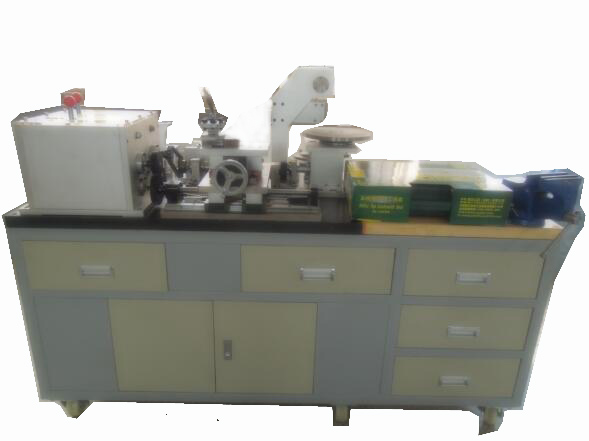 機械設(shè)備裝調(diào)與檢修綜合實訓(xùn)裝置