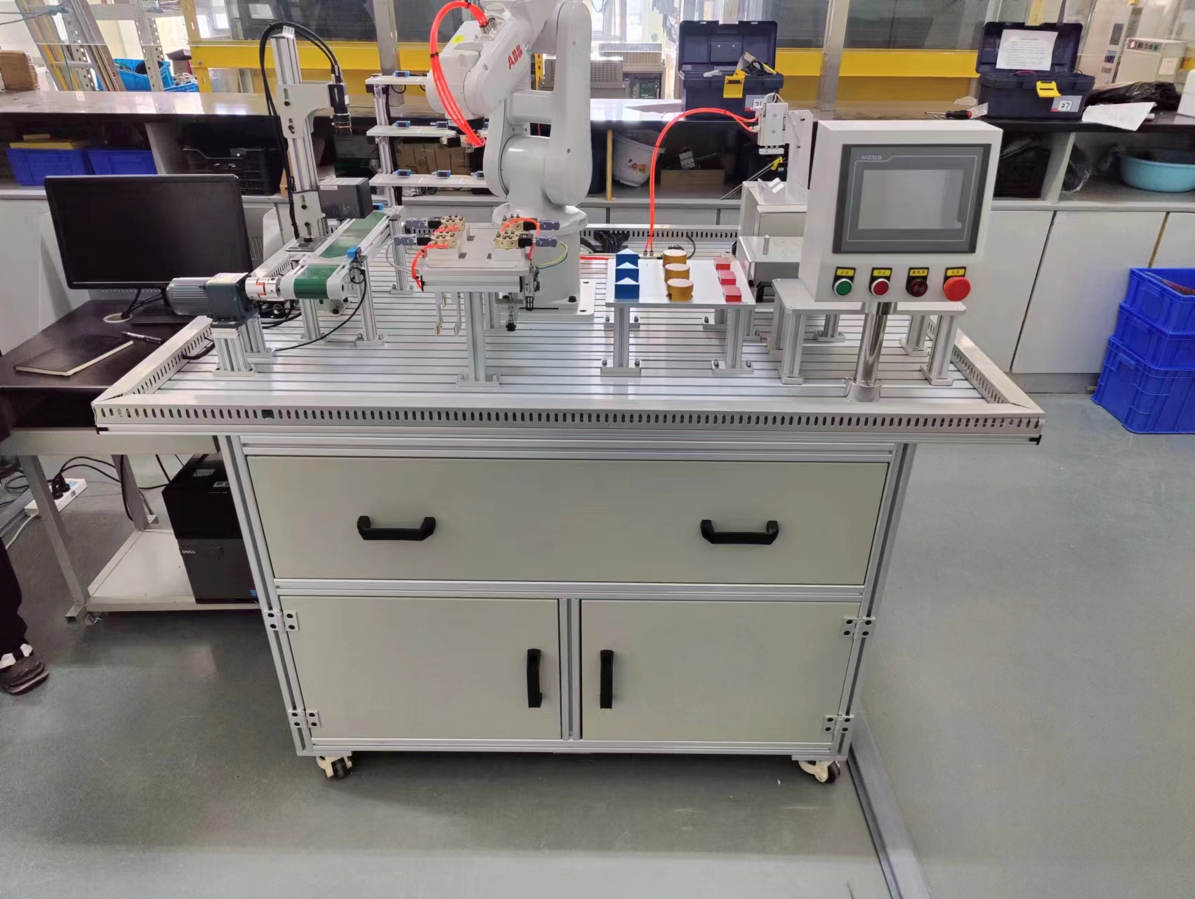 智能制造實訓(xùn)設(shè)備